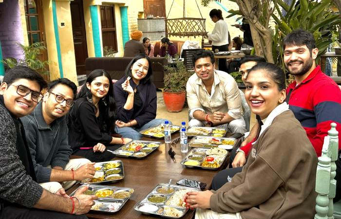 Farm Stay vs Hotel Stay: Which One Is Better for Your Vacation?